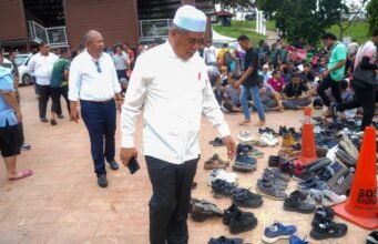 Mohamad Sabu mohon maaf tempat solat Jumaat MAHA 2024 tidak selesa