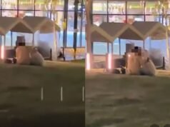 Seronok ke bercumbu di tempat awam?