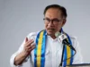 Govt blind to race and religion when dispensing aid, says Anwar