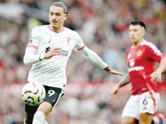 Usaha keras Slot ‘pulihkan’ Nunez elak perangkap ofsaid