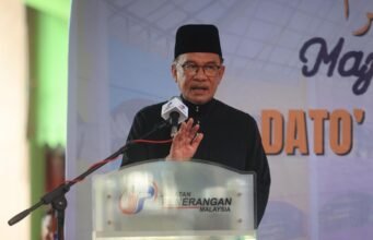 PM considering legal action against Bloomberg following power abuse