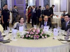 Anwar hoskan majlis makan tengah hari raikan PM Thailand