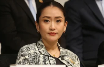 Kerajaan Thailand goyang akibat perbualan telefon bocor