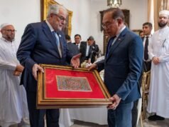 PM beramah mesra dengan komuniti Islam Perancis