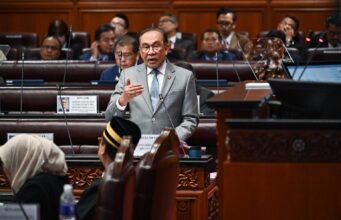 PM sangkal kerajaan tambah hutang negara