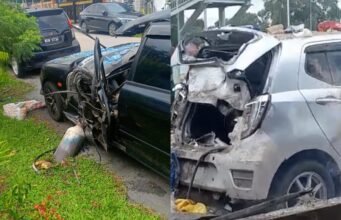 Gas helium meletup, tiga kenderaan, gerai rosak